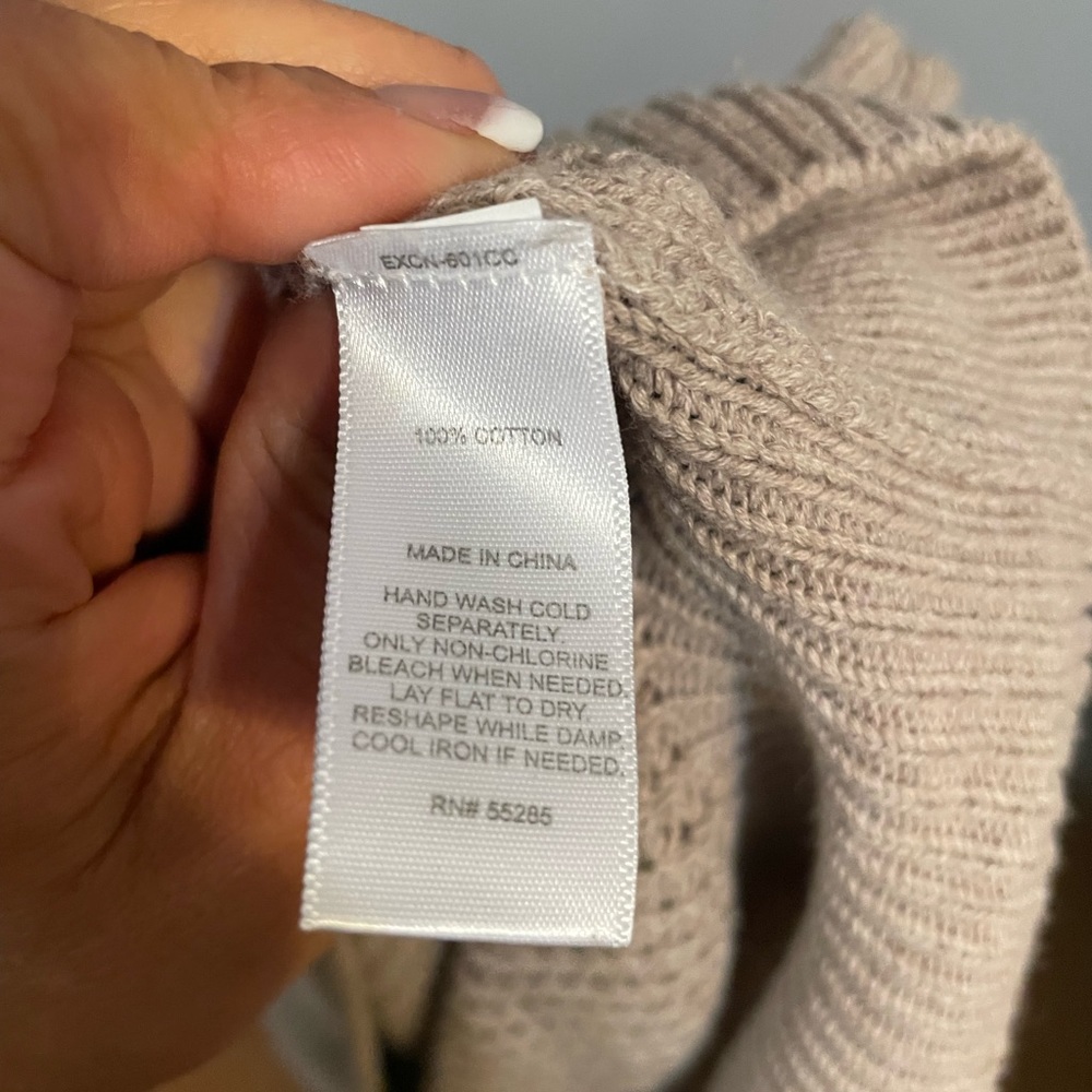 Express Sweater - Picture 4 of 4